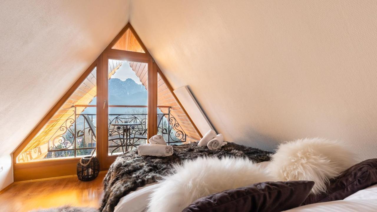 Aparthotel Delta Top كوشتيليسكا المظهر الخارجي الصورة