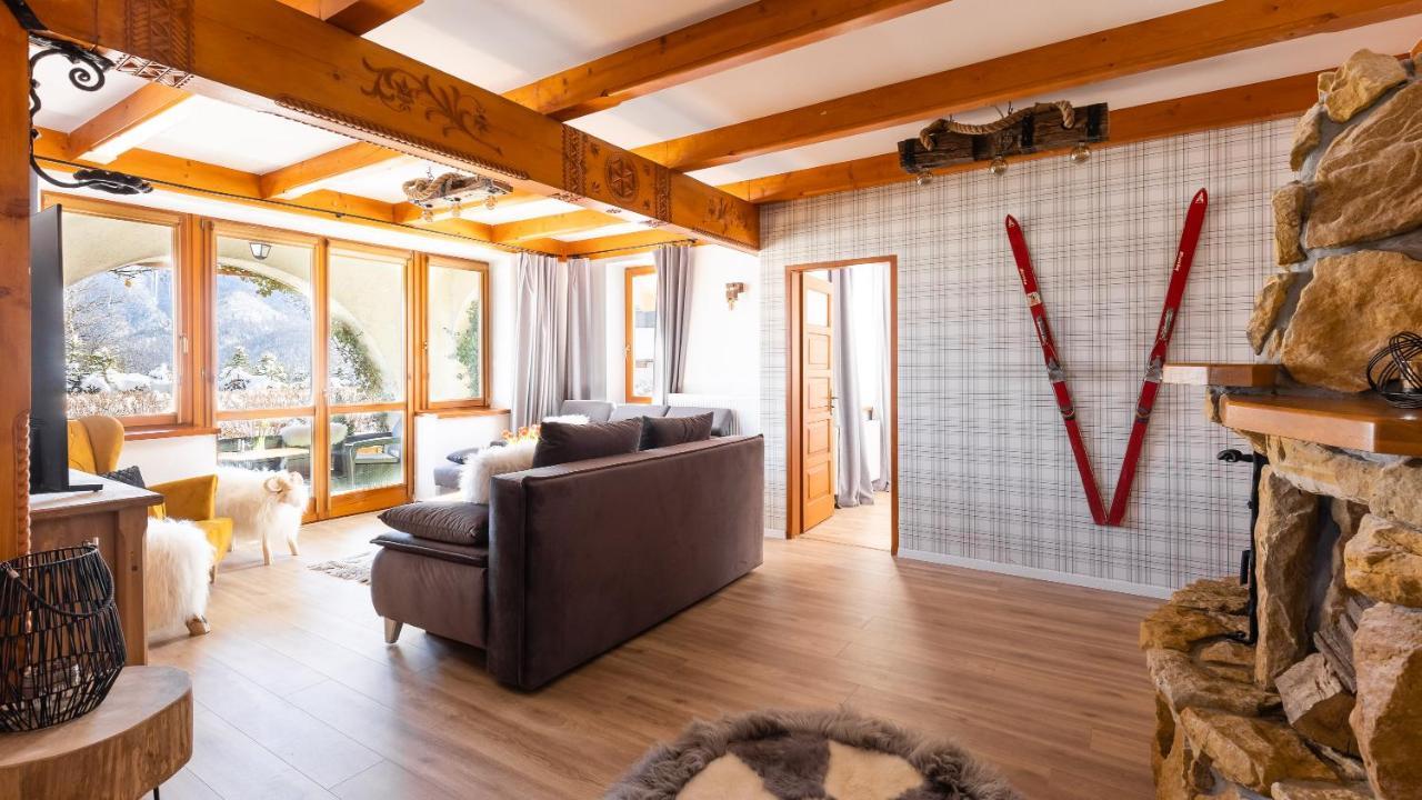 Aparthotel Delta Top كوشتيليسكا المظهر الخارجي الصورة