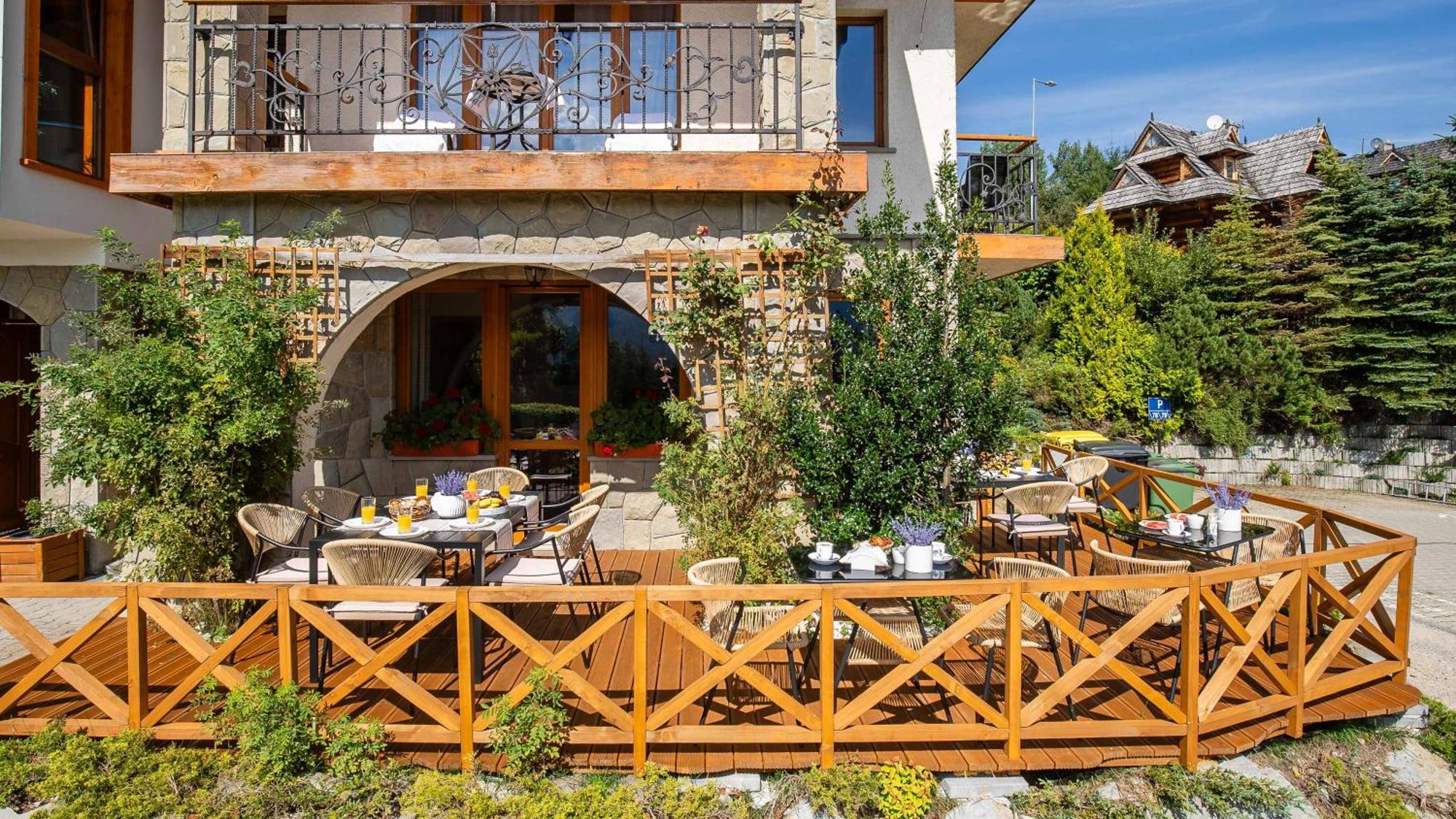 Aparthotel Delta Top كوشتيليسكا المظهر الخارجي الصورة